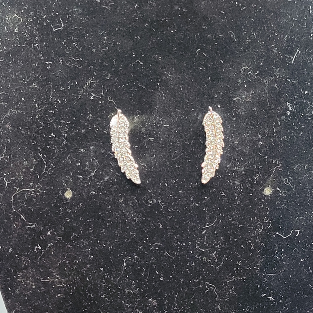 🦻BEAUTIFUL🦻 925 STERLING SILVER LEAVES EARRINGS